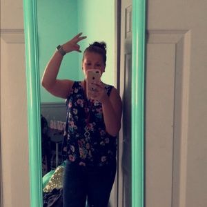 Meet your Posher, Hailey